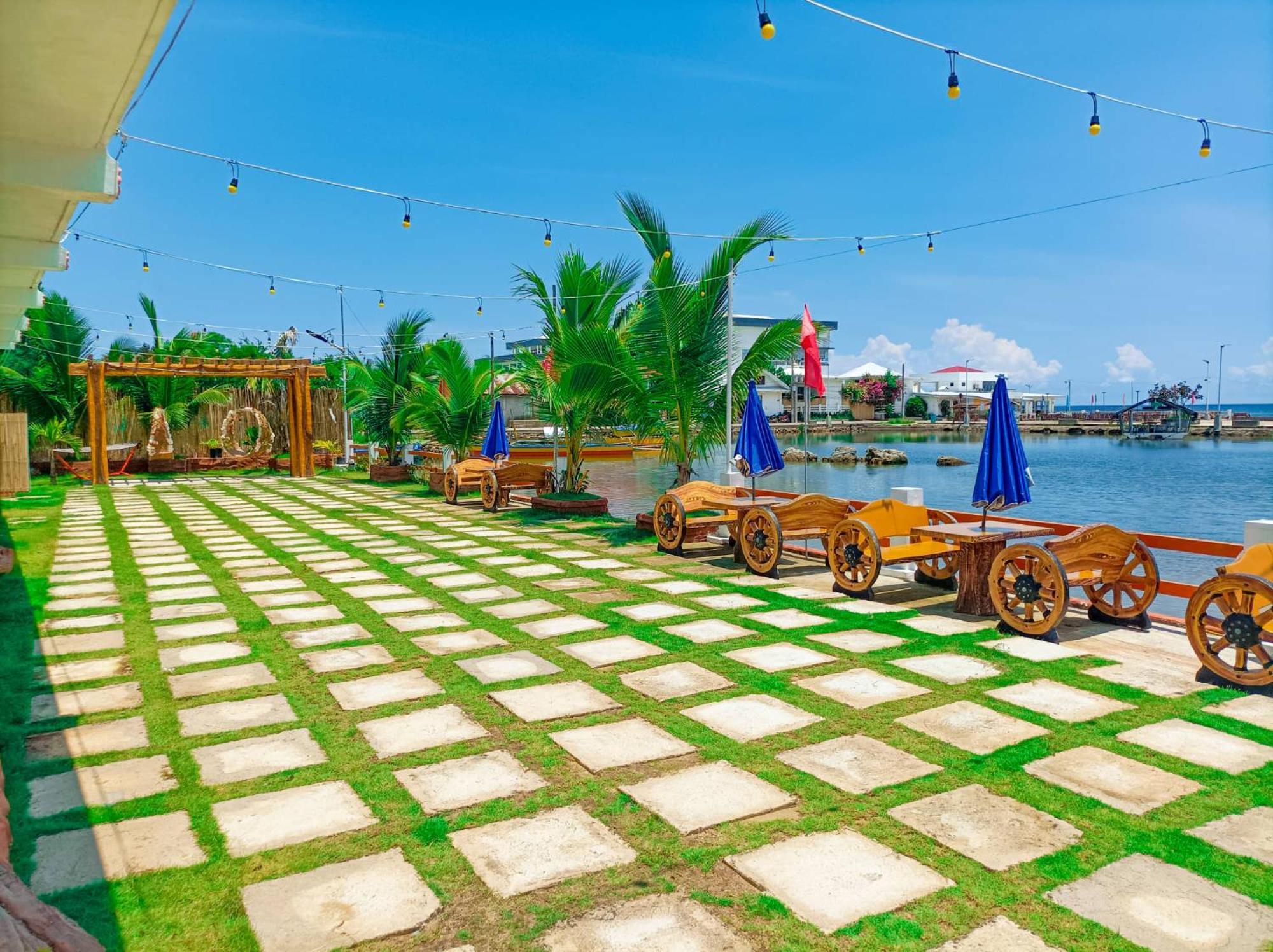 Cris Del Mar Resort Bolinao ภายนอก รูปภาพ